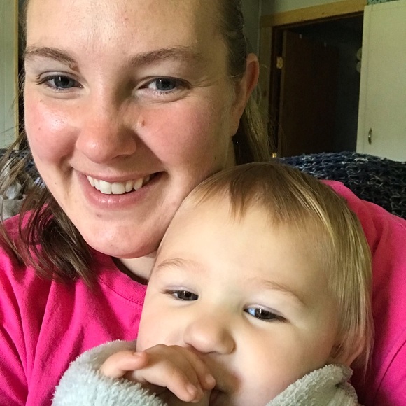 Meet your Posher, Katie - Picture 3 of 4